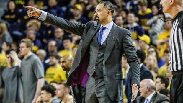 juwan howard michigan basketball